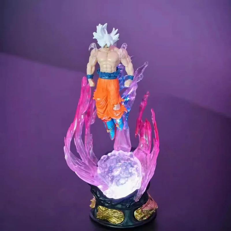 Dragon Ball  Son Goku Super Saiyan 25cm