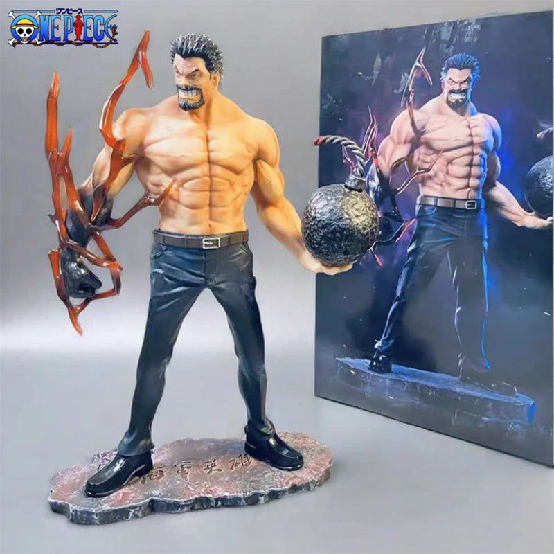 Figura Monkey D. Garp - O Herói da Marinha One Piece  26cm Artesanal