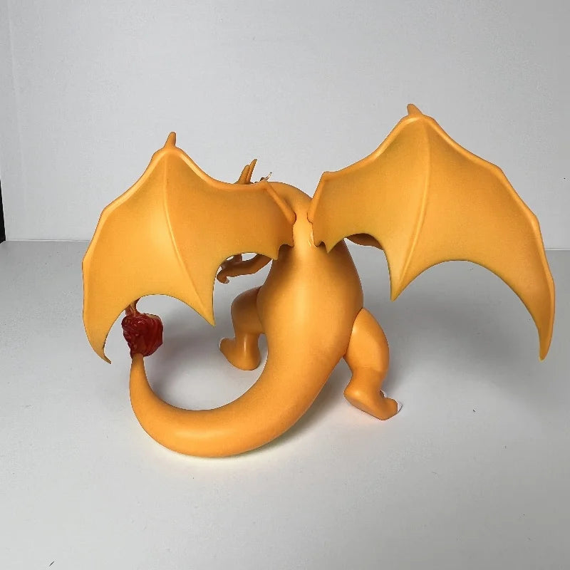 Charizard 1º First Edition BANDAI 10CM