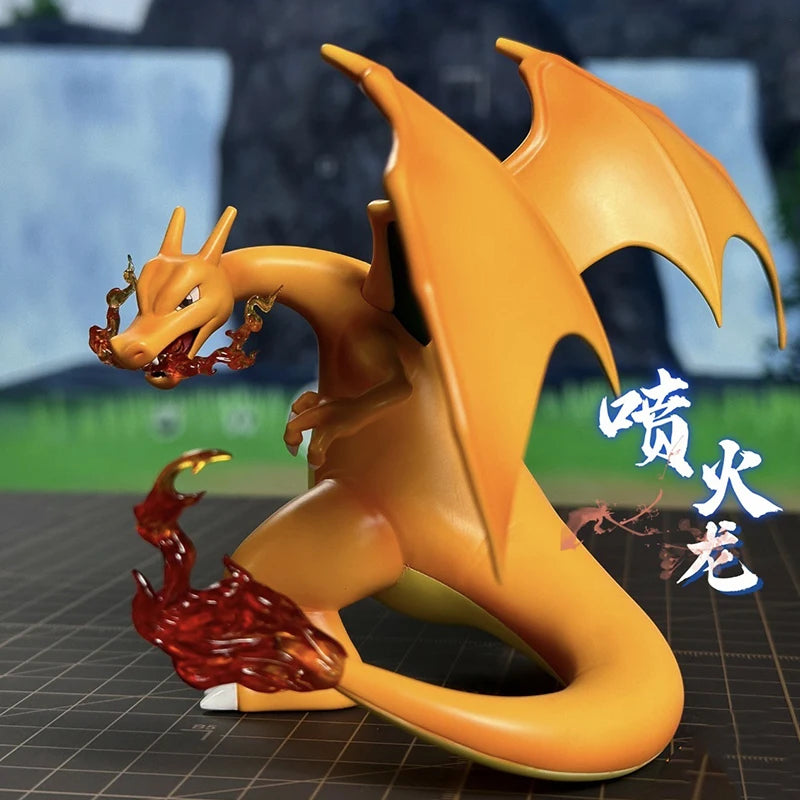 Charizard 1º First Edition BANDAI 10CM